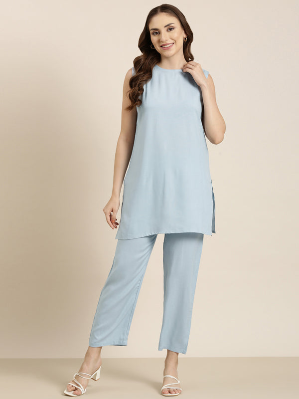 Powder blue sleeveless kurta co-ord set