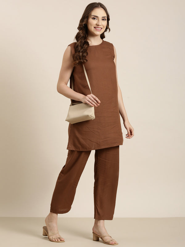 Coffee sleeveless kurta co-ord set