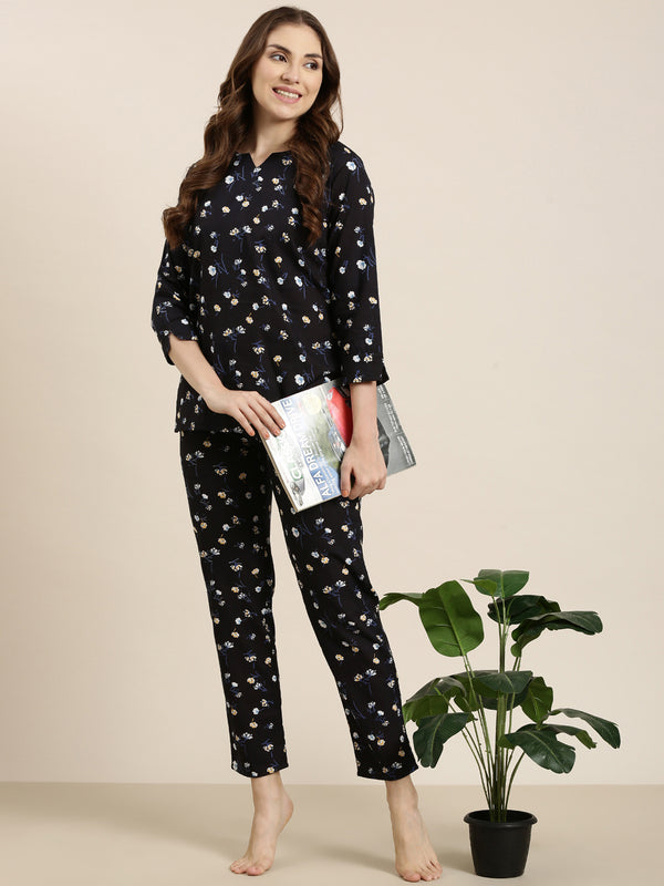 Notched neck dark navy flower pj set